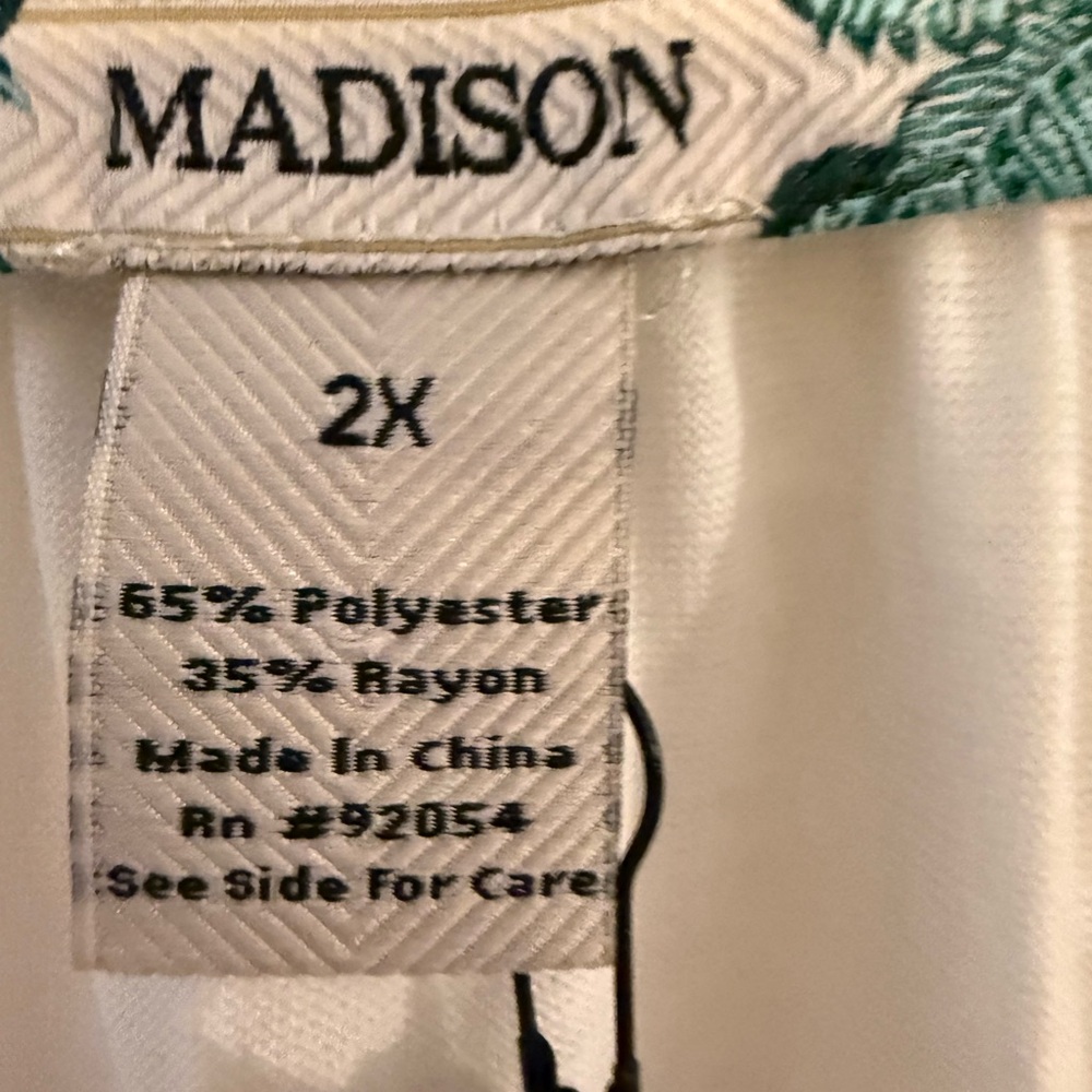 Madison White Lace-Trim V-Neck Camisole - Picture 2 of 2